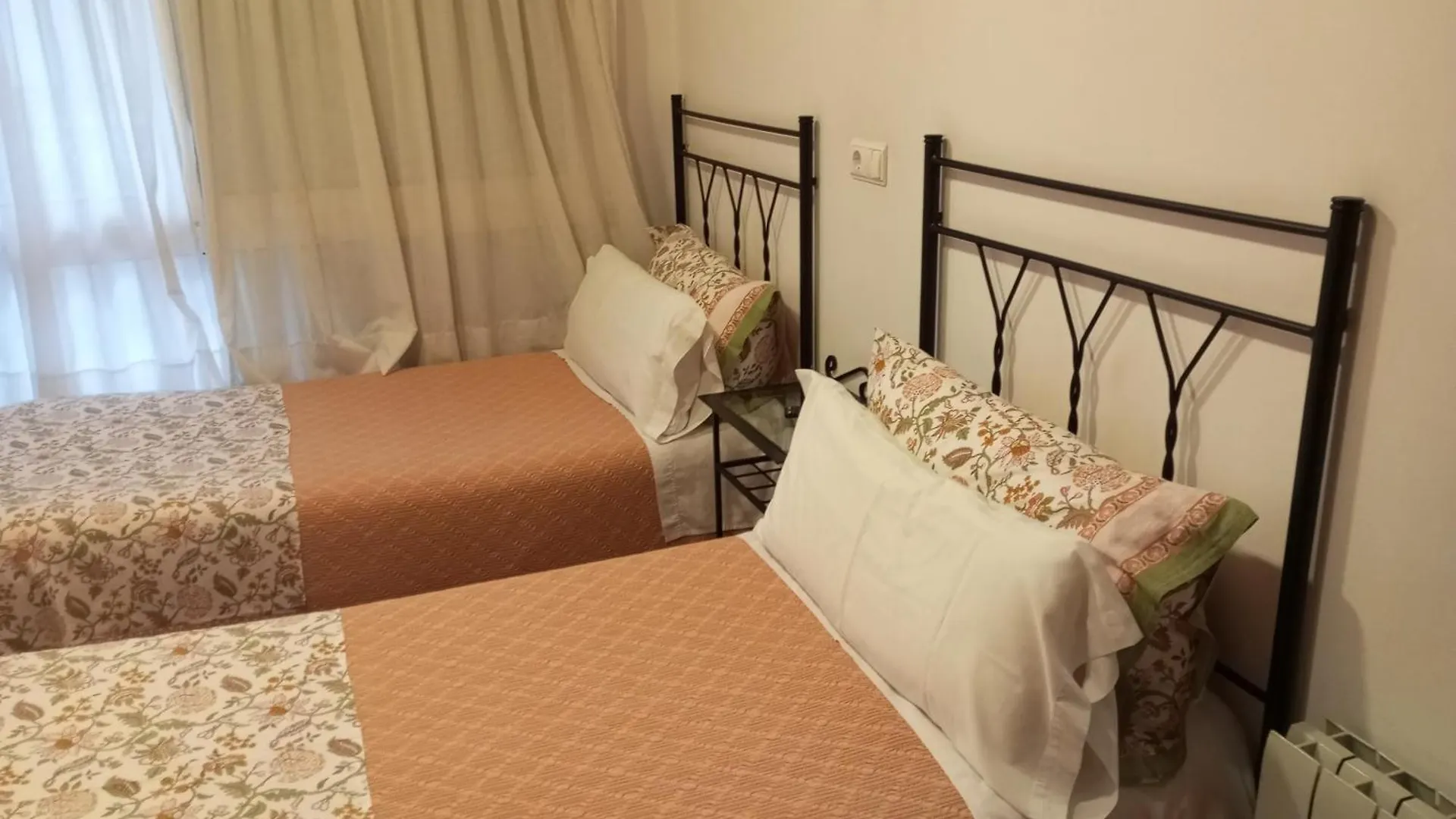 Hospedaje Magallanes Santander Maison d'hôtes